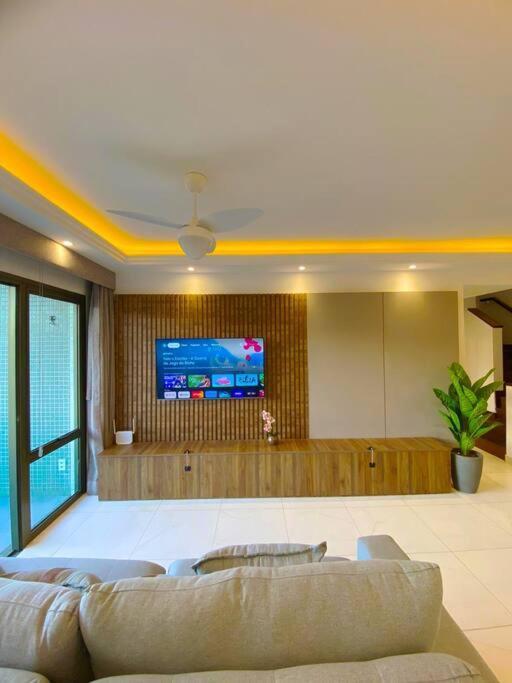 Exclusive Beachfront Penthouse: Private Pool, Amazing View Apartamento *