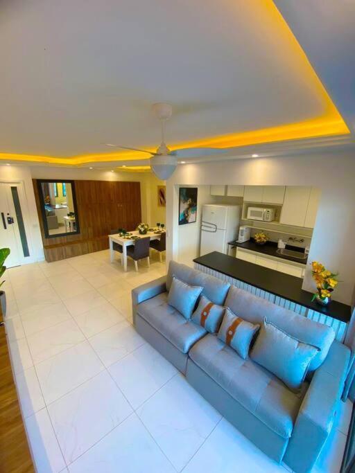 Exclusive Beachfront Penthouse: Private Pool, Amazing View Apartamento *