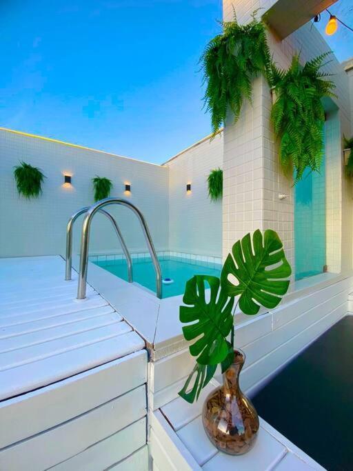 Exclusive Beachfront Penthouse: Private Pool, Amazing View