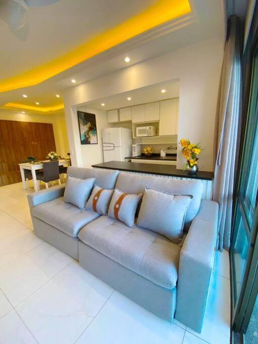 Exclusive Beachfront Penthouse: Private Pool, Amazing View *